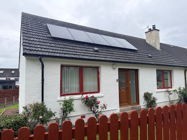 Front of 11 Gowanbrae
